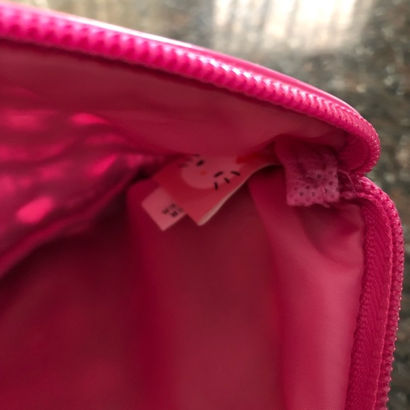 Hello kitty plush and cosmetic bag - Picture 7 of 8